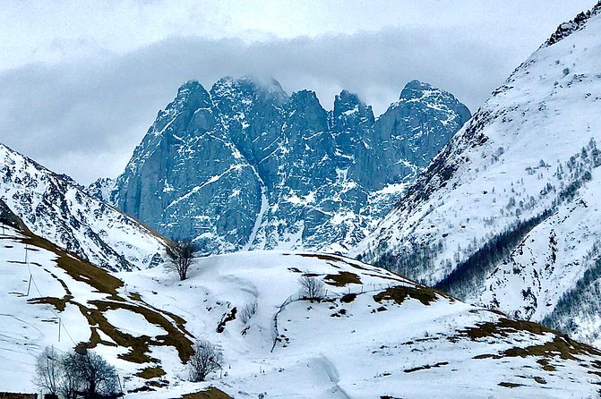 2 Days Private Tour to Kazbegi and Juta Village with Trekking - Day 2 in Juta: The 5-Hour Hike Toward Chaukhi Glacier