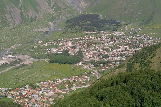 3 Days in Georgia: Private Tour with Wine, Mountains & Culture - Day 1 in Tbilisi: From Chronicles Views to Abanotubani Baths