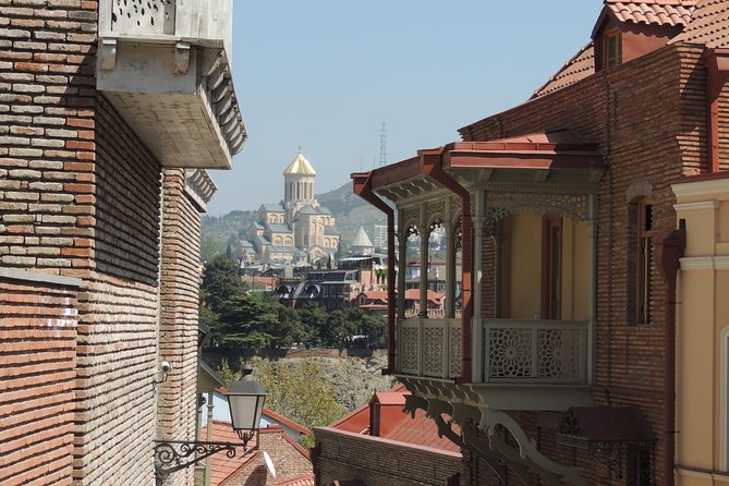 7-Day Georgian Highlights Tour from Tbilisi - Tbilisi Day 1: Trinity Cathedral, Shardeni Street, and Narikala by Cable Car