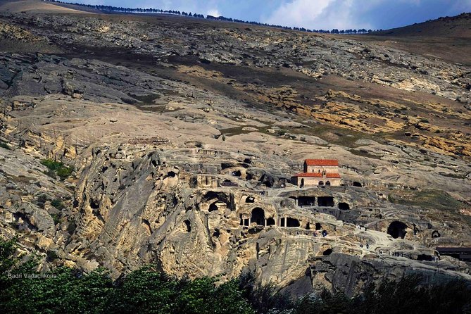 8-Day Private Tour around Georgia - Day 2 in Kakheti: qvevri culture, Khareba tunnel wine, and cathedral stops