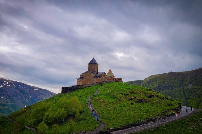 A day trip to Great Caucasian mountains - Dariali Gorge and the Gveleti Waterfalls hike