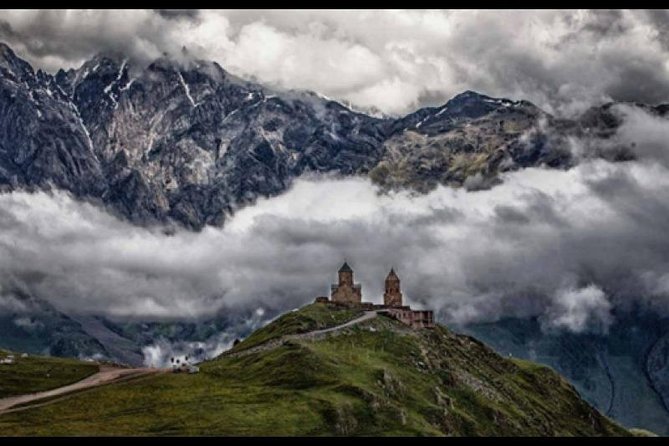Ananuri, Gudauri, Kazbegi. Military Road of Georgia. Private tour. - Ananuri Fortified Castle Ensemble: 16th-Century Walls and Local Power