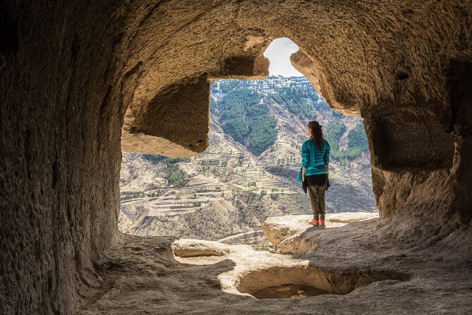 Borjomi - Vardzia • Private 2-Day Escape - A 2-Day Escape from Tbilisi That Puts Vardzia and Borjomi in One Line