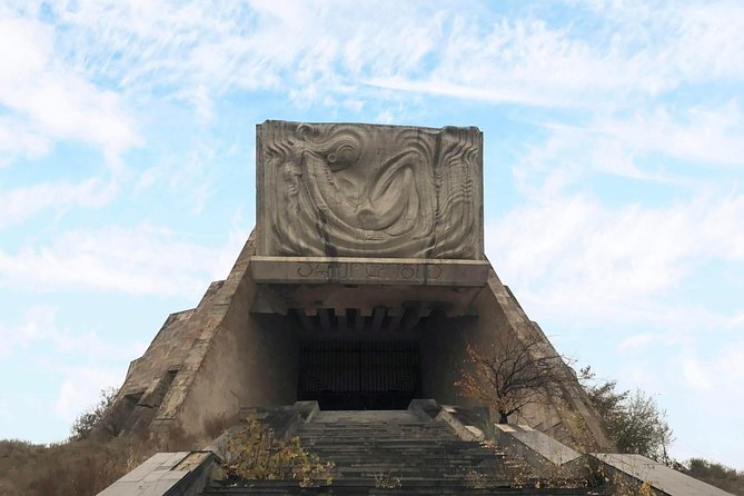 Brutal Tbilisi: Urban exploration and untold stories - Stop 1: The Ministry of Highways of the Georgian SSR