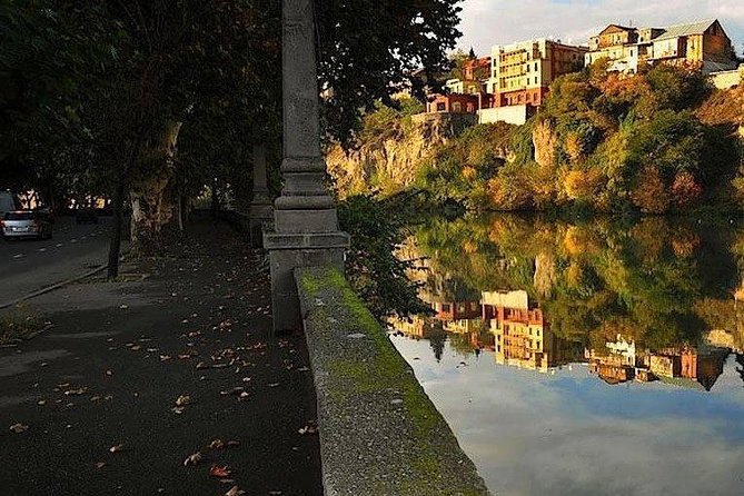 Classic Tbilisi Walking Tour - Abanotubani and the sulfur bathhouse area to Falcon and Pheasant