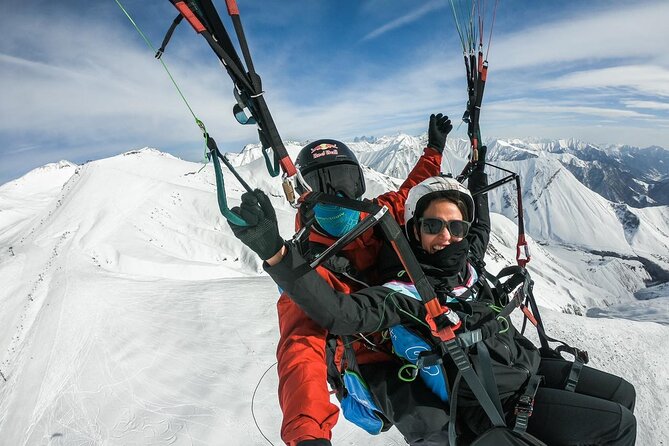 Cloudbase Paragliding in Gudauri, Georgia - Scheduling, Opening Hours, and the Weather Reality
