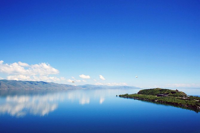 Day tour Armenia Dilijan and Sevan Lake from Tbilisi - Lake Sevan: The Geghama Sea for Lunch and Big Views