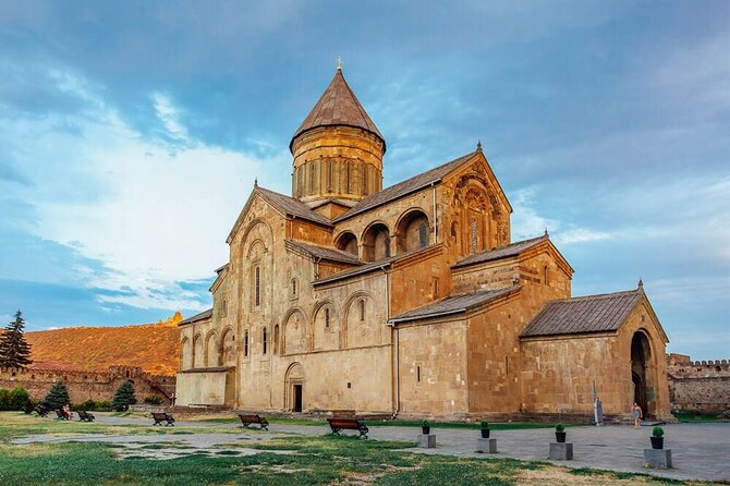 Discover Georgia: A 4-Day Private tour from Tbilisi - What the private guide and transport really do for you