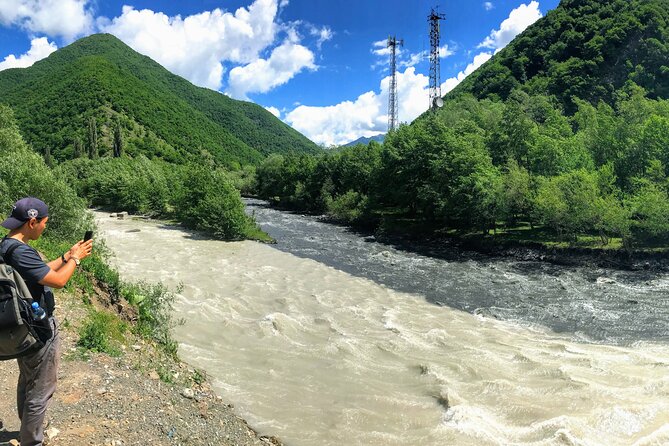 From Tbilisi: Kazbegi Ananuri Gudauri and Trusso Valley by 4x4 - Ananuri Fortress Ensemble and the Aragvi River color trick
