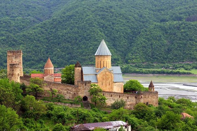 full day Kazbegi-Gudauri-jvari -from Tbilisi - Timing, comfort, and how to prepare for a 10-hour day