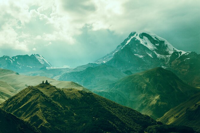 Full-Day Kazbegi - Stepantsminda, Gudauri Private Guided Tour - Driving Out of Tbilisi Toward Kazbegi: The Real Point of This Day Trip