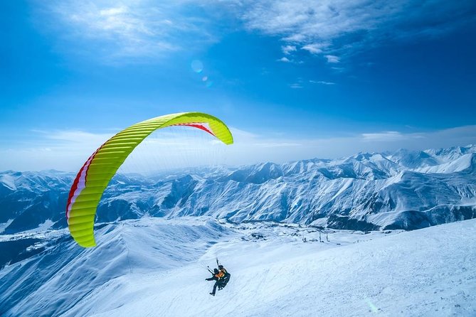 Full-Day Kazbegi - Stepantsminda, Gudauri Private Guided Tour - Lunch in Stepantsminda: Rooms Kazbegi and the Best Use of Your One-Hour Break