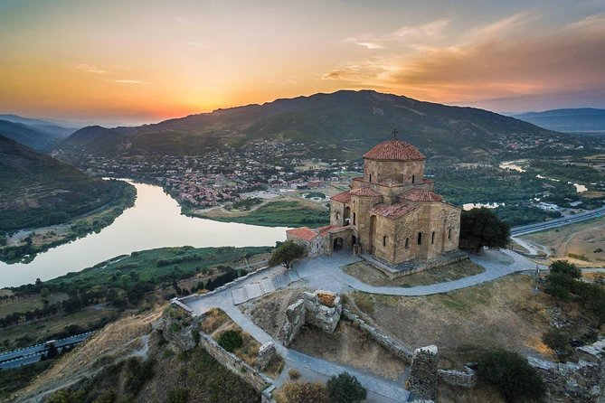 Gudauri Ski Resort day tour from Tbilisi - The Zhinvali Water Reservoir Break, and Why It’s Worth 30 Minutes