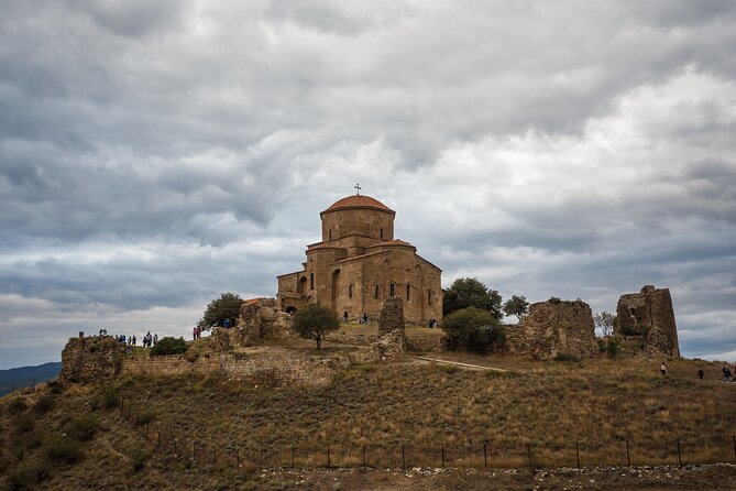 Jvari monastery & Mtskheta - Half day group tour from Tbilisi - Svetitskhoveli Cathedral: Georgia’s Early Religious Center in About 1 Hour