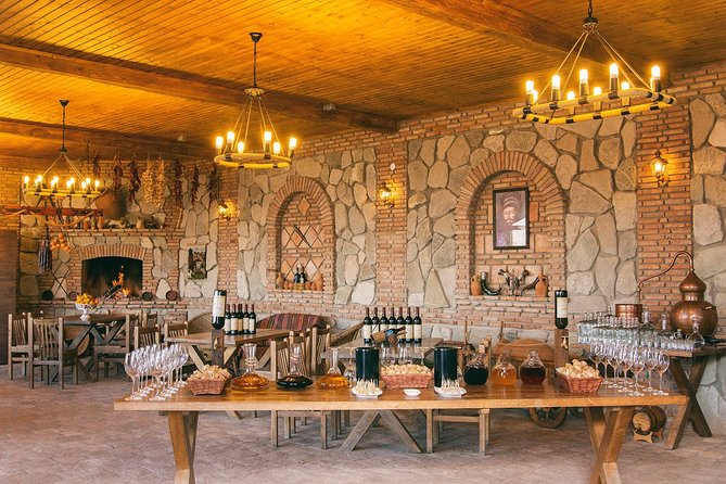 Kakheti: Signagi, Bodbe Monastery, Telavi, Wine Tour. Private tour - Telavi Winery Tasting: Qvevri Heritage and 5 to 6 Wines Plus Chacha