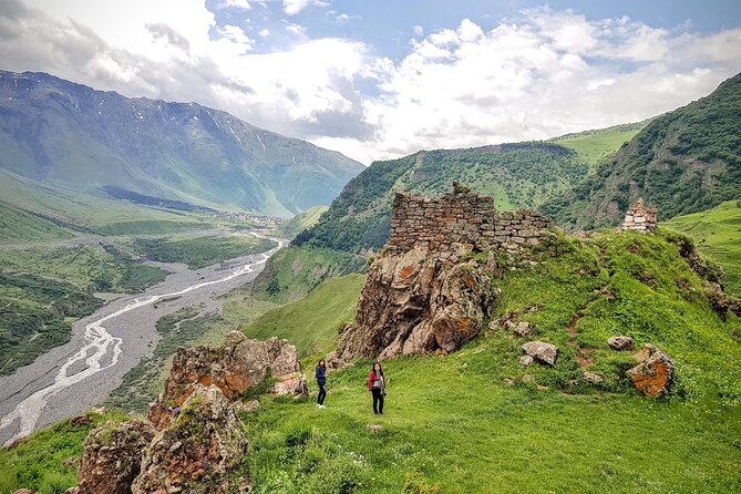 Kazbegi Adventure Day Trip - Hike to Gveleti waterfall plus Gergeti, Ananuri - Zhinvali Water Reservoir: A Calm Pause With Big Views