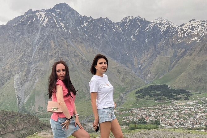 Kazbegi.All inclusive tour in Caucasus mountains - Stepantsminda: the base for big Kazbegi views