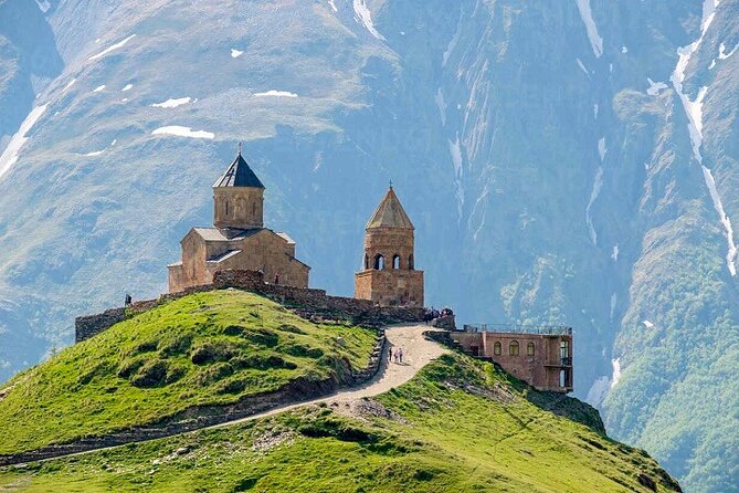 Kazbegi Amazing Tour - Stop 2: Ananuri Fortress at the Aragvi and Wajathevi Junction