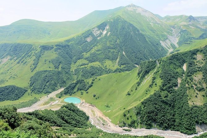 Kazbegi-Ananuri-Gergeti Private Tour - Stop 3: Gudauri Friendship Monument for big symbolism and wide-open views