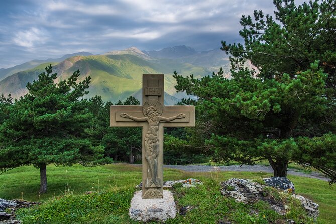 Kazbegi and Khinkali - the ultimate mountain experience tour - Who This Tour Is Best For, and Who Might Want to Skip It