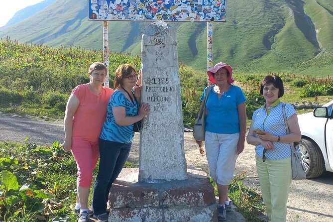 Kazbegi Day Tour with Guide - Reservoirs, fortresses, and big viewpoints before Stepantsminda