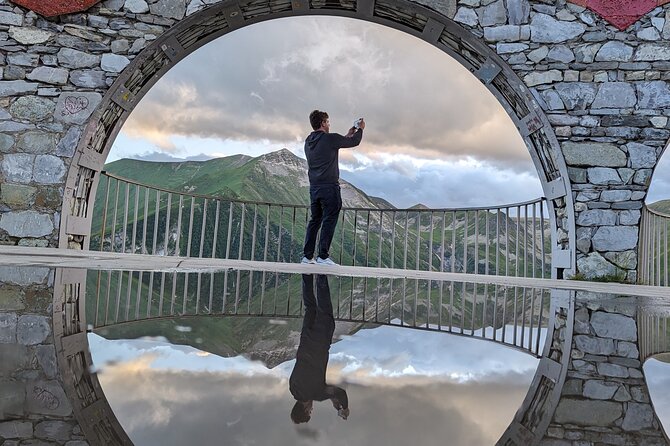Kazbegi full day private tour + LUNCH - Ananuri Fortress Ensemble, Where Water Meets Stone Walls