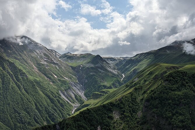 Kazbegi Gudauri and Ananuri Mountains Private Day Trip - Stop 2: Ananuri Fortress Complex and What to Look For