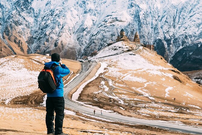 Kazbegi • Gudauri - private day trip to Mountains - Stop 2: Ananuri Fortress Ensemble above the reservoir