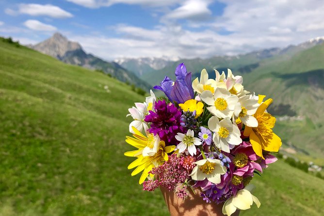Kazbegi Tour from Tbilisi 2022 - Ananuri Fortress Ensemble: Walk the Yard, Then Look Again From the Back