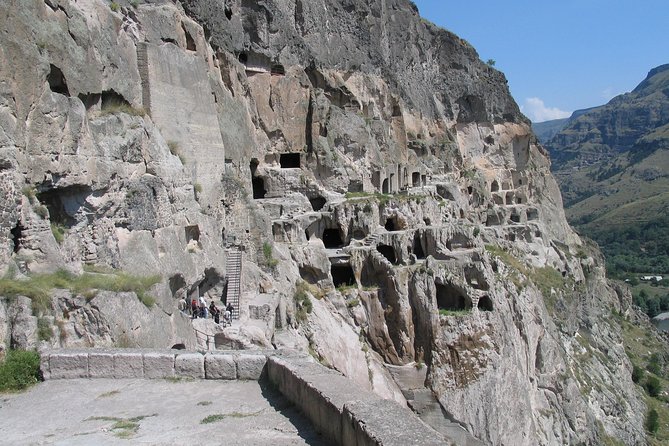 LEGENDARY PLACES OF GEORGIA: VARDZIA, BORJOMI, RABAT.( Group Tour) - Price and value: $45 plus three entrance fees