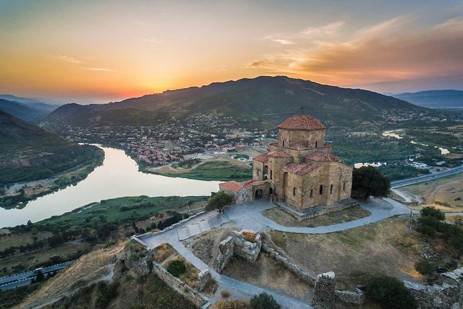 Mtskheta, Ananuri, Gudauri and Kazbegi Full Day Tour from Tbilisi - Pickup, timing, and what 11 to 12 hours actually means