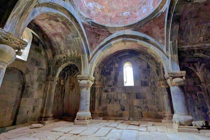 Northern Armenia Highlights Tour from Tbilisi - Sanahin Monastery: St. Astvatsatsin and the learning-center vibe