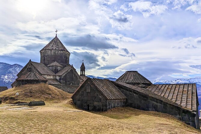 Northern Armenia Highlights Tour from Tbilisi - First stop: the Sadakhlo border crossing and the quick reset