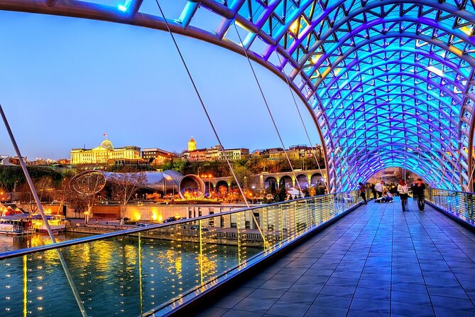 Old Tbilisi Tour: Private Walking Tour With Wine Tasting - Down to Abanotubani: Sulfur Steam and the Founding-Legend Feel