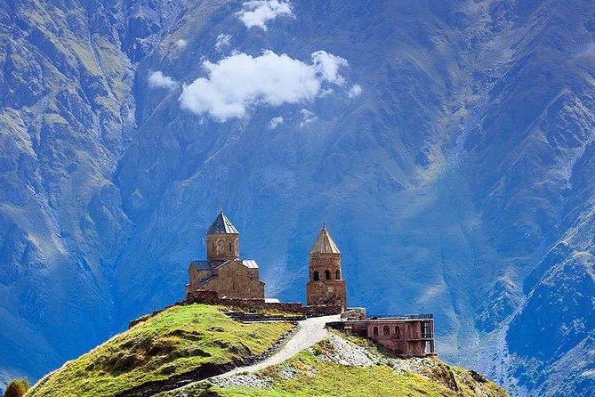 Private 4-Day Tours & Transfers from Tbilisi to Top Georgia Spots - Kazbegi Full Day: Zhinvali Water Reservoir, Ananuri Fort, Friendship Monument, And Gergeti
