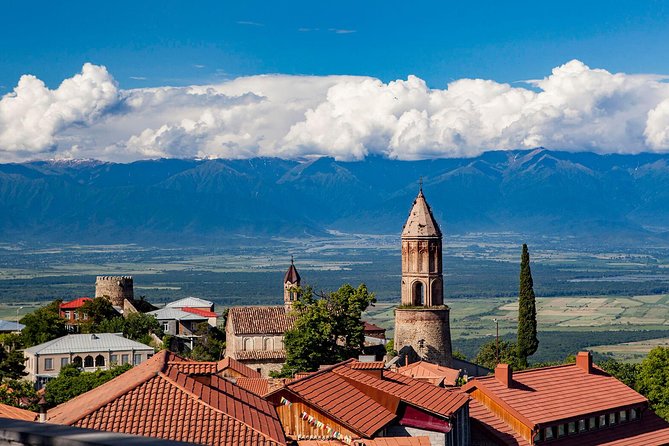 Private 4 days Food & Wine and Sightseeing tour to Kakheti, Kazbegi, Mtskheta. - Day 1 Kakheti: David Gareja rainbow walks and Sighnaghi wine and dinner