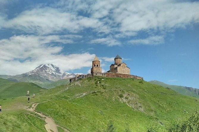 Private Day Trip to Gudauri and Kazbegi from Tbilisi via Jvari and Mtskheta - Key things that make this tour worth your attention