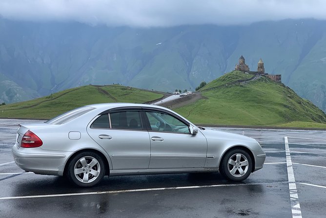 ️Private Full-Day Tour to Mtskheta and Kazbegi(stepantsminda) from Tbilisi - Confluence stop: black and white Aragvi meeting