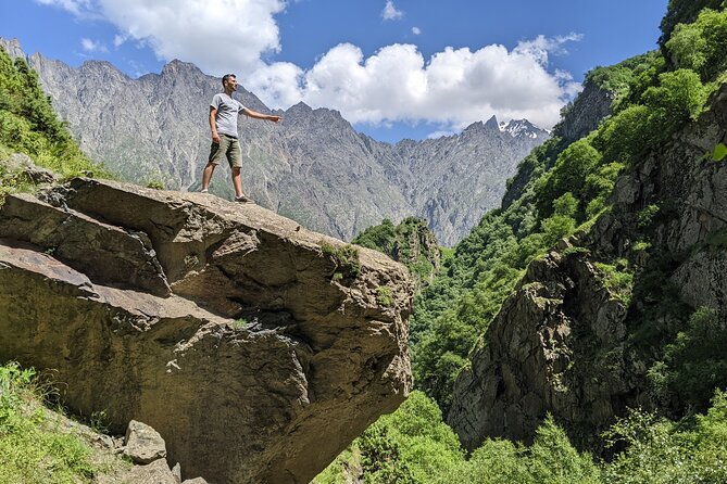 Private Full Day Trip to Kazbegi Mountains - Key Stops That Make This Kazbegi Day Trip Special