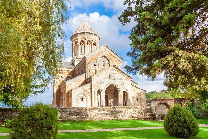 Private Tour From Tbilisi to Kakheti Sighnaghi with Wine Tasting - Manavi winery tasting, honey, and Churchkhela practice