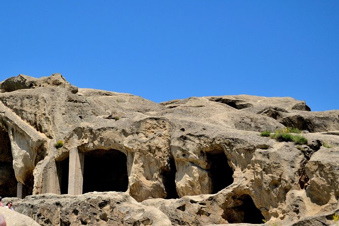 Private Tour to Mtskheta Stalin Museum Uplistsikhe Caves - Food, timing, and the optional wine tasting stop