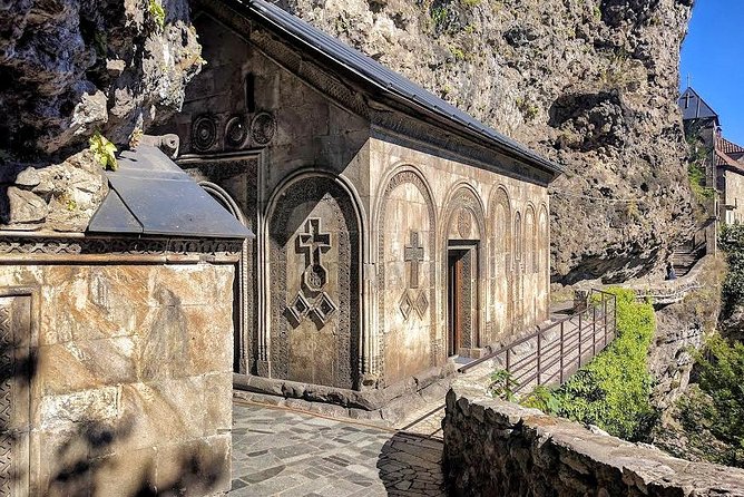 Soviet past - Private day tour to Chiatura, Katskhi pillar and Chronicles - Soviet relics, faith sites, and one long photo day from Tbilisi
