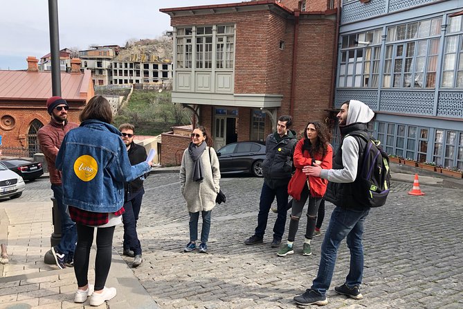 Tbilisi 'Dive into the Past' - Stop 3: Betlemi Street Stairs, the old town reality check
