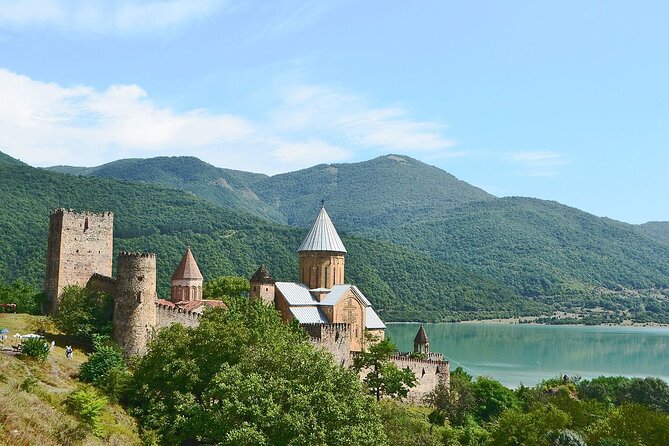 Tbilisi to Kazbegi, Gudauri, and Ananuri Day Tour - Quick hits before you go