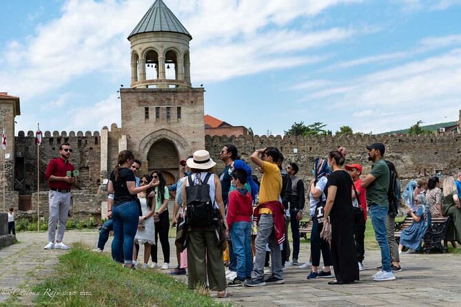 Tbilisi Walking Tour Including Cable Car and Wine Tasting - A Smart Old Town Loop, Starting in Avlabari and Ending at Anchiskhati