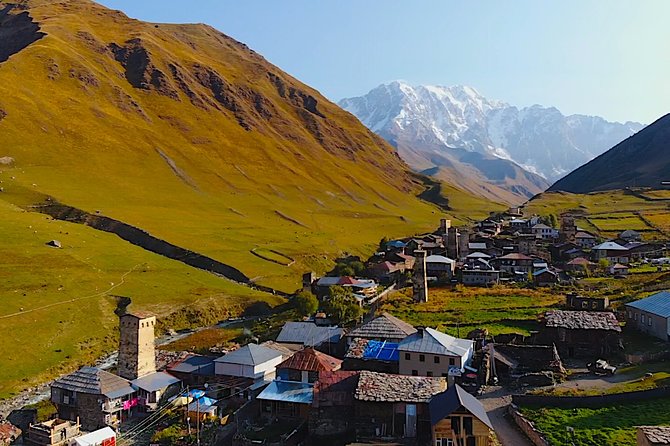 The Best of Georgia 7 Days Private Jeep Tour from Tbilisi - Why the private jeep format beats DIY driving