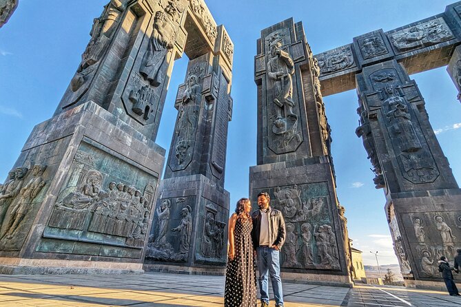 Top highlights of Tbilisi: Old City Sameba Chronicles of Georgia - Pickup, timing, and staying comfortable all day