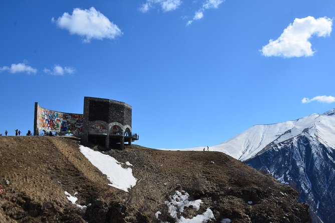 Tour to Kazbegi: Georgian Military Road – Ananuri – Gudaury – Kazbegi - Gergeti Trinity Church: the off-road minibuses and the choice you make