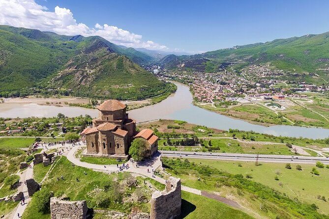 Two Capitals in One Day: Tbilisi and Mtskheta Combo Tour - Svetitskhoveli Cathedral in Mtskheta, Plus Flea Market Time