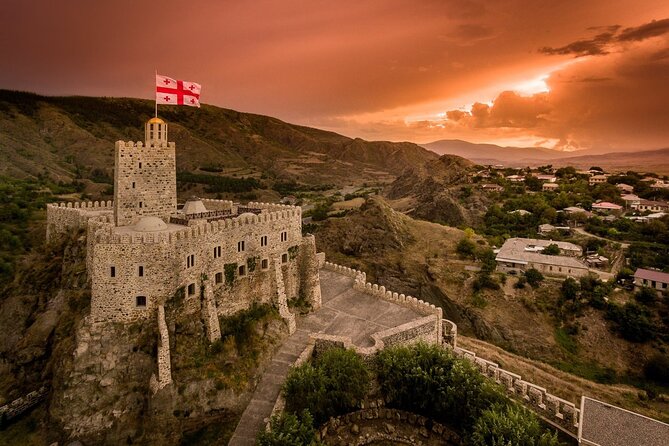Vardzia. Lake Paravani, Khertvisi & Lomisa castle, Rabati - Key things I’d pay attention to